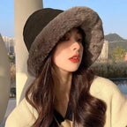 Bob d'hiver chaud avec fausse Fourrure