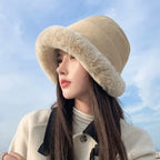 Bob d'hiver chaud avec fausse Fourrure